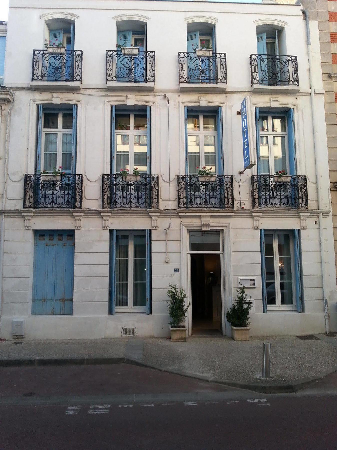 Hôtel Emilie Royan Extérieur photo